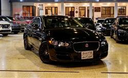 جاكوار XE